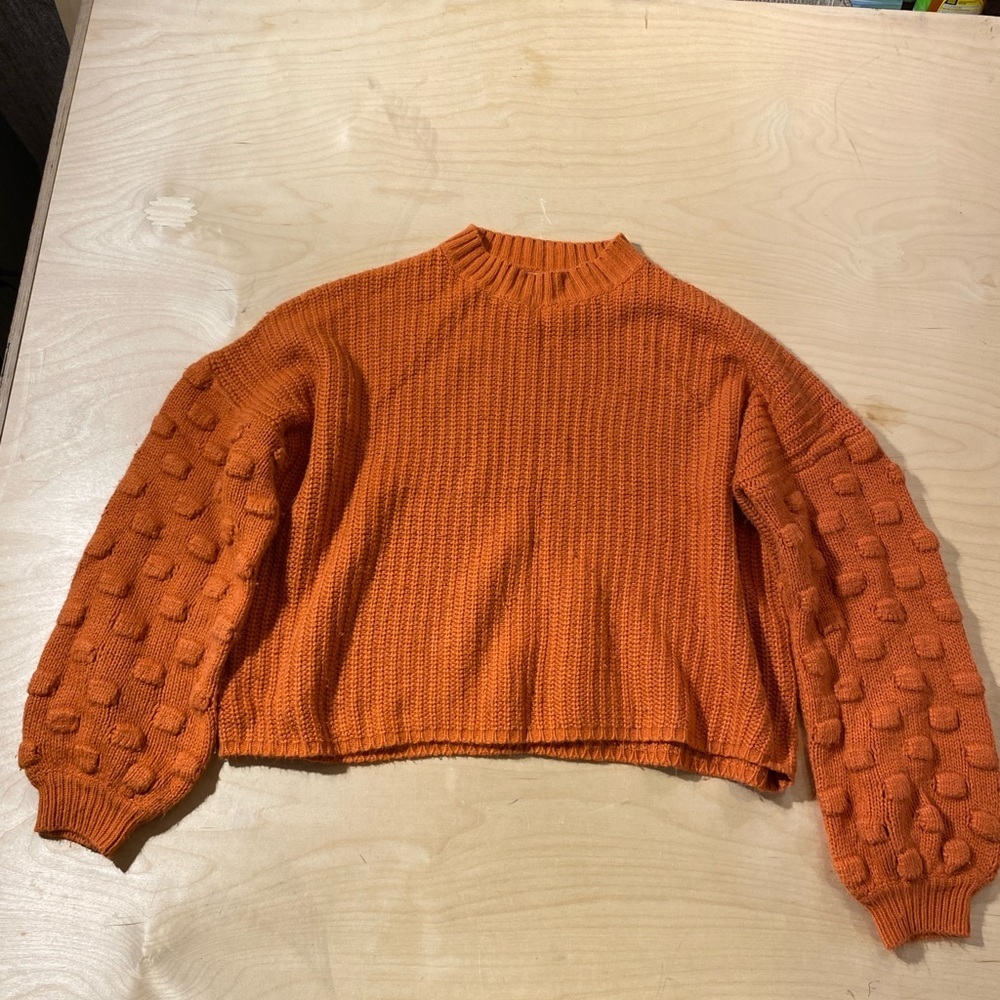 &merci Orange Knit Cropped Sweater Small (IX)